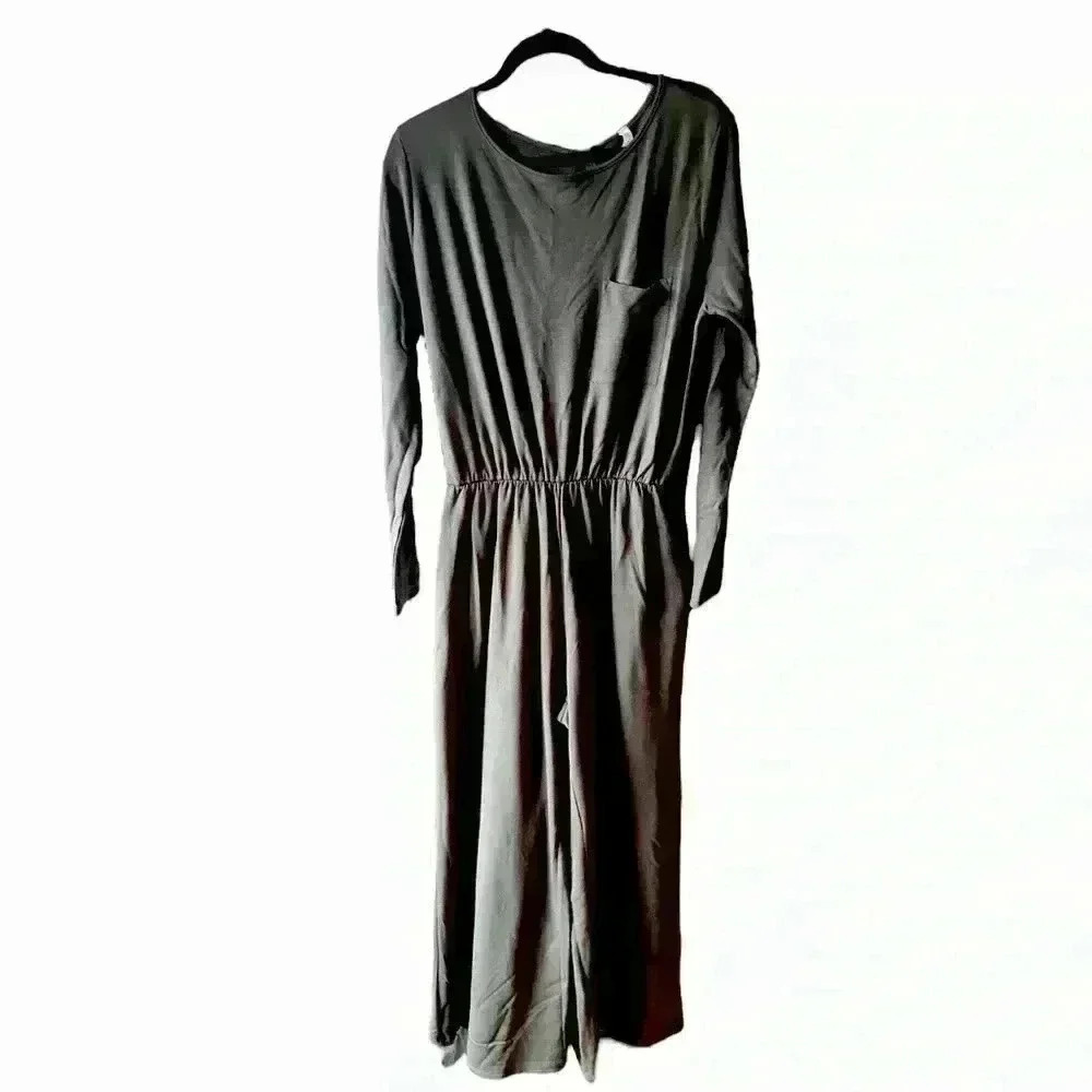 MTS size large olive green jumpsuit with fleece lining! Super soft, comfy& warm.